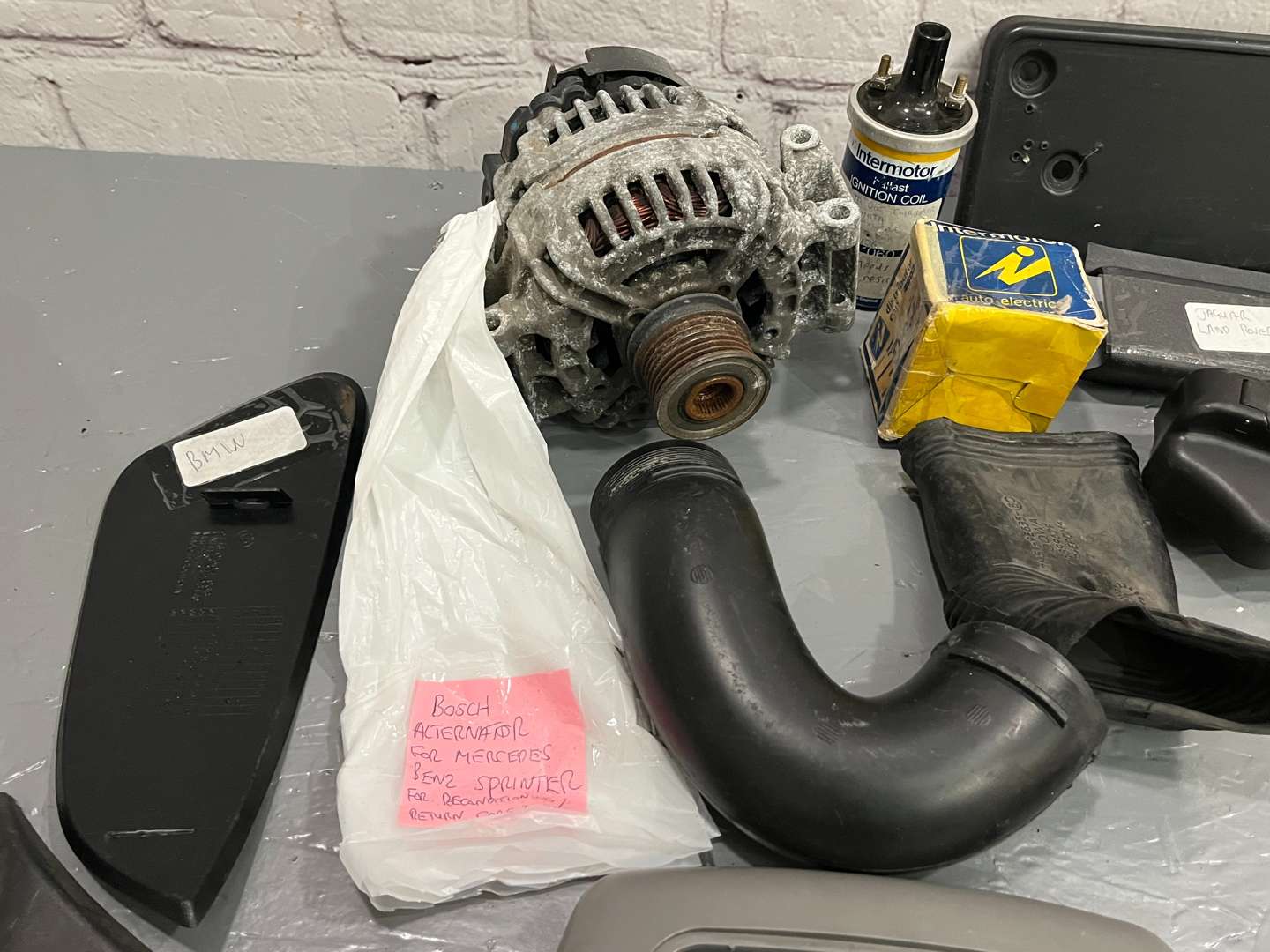 <p>Autojumblers Lot</p>