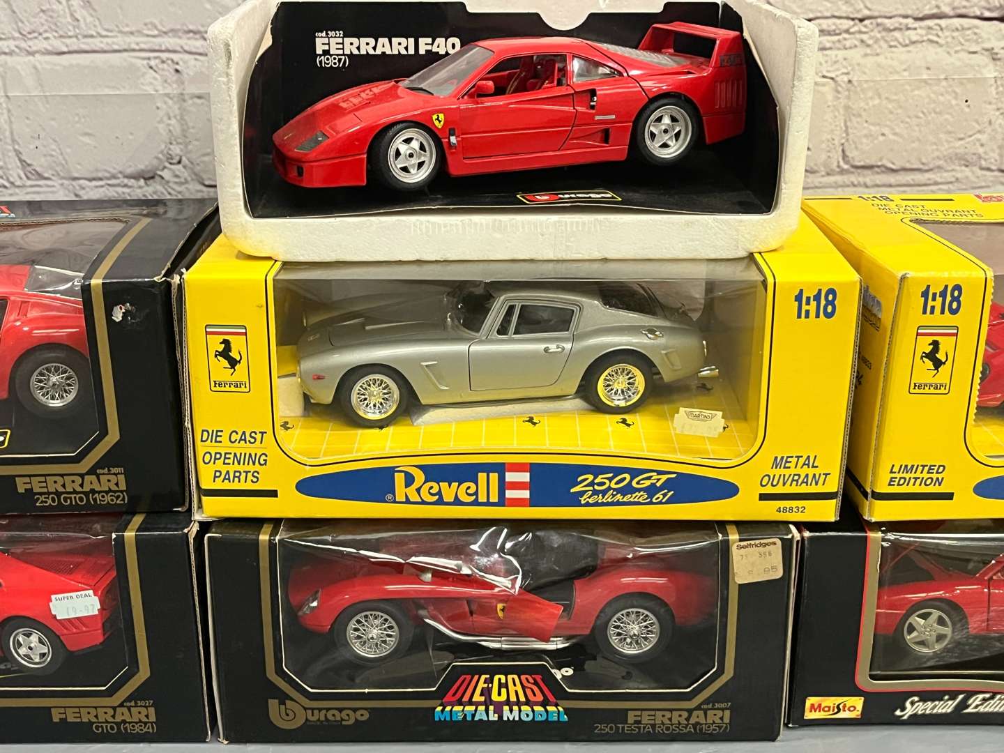 <p>Seven Ferrari 1:18 Scale Models&nbsp;</p>