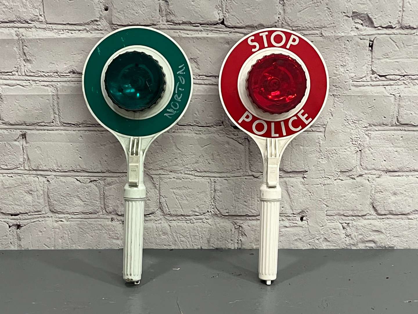 <p>Pair of Police Hand Siginal Traffic Lights&nbsp;</p>
