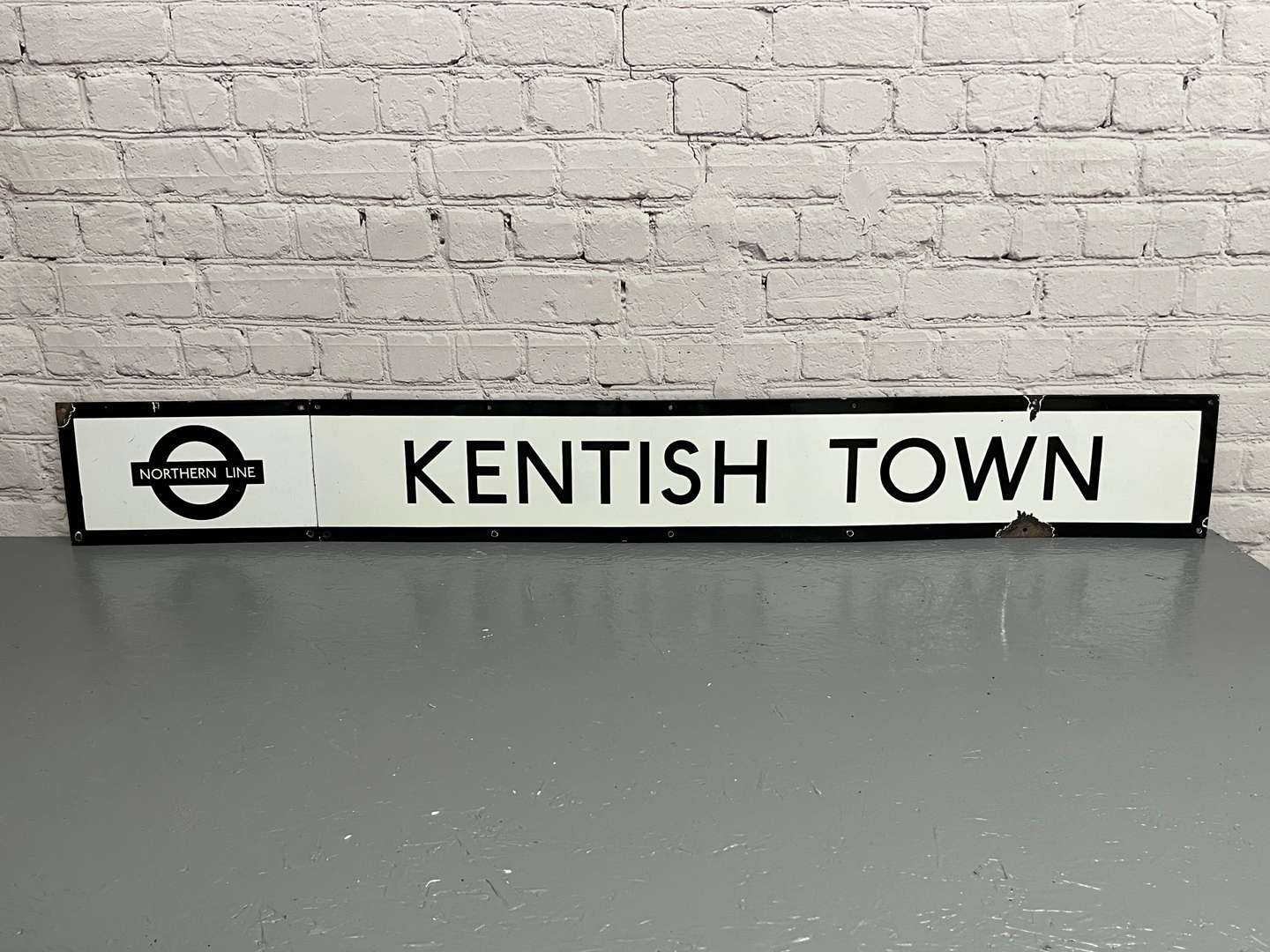 <p>Northern Line Kentish Town Two Piece Railway Sign</p>