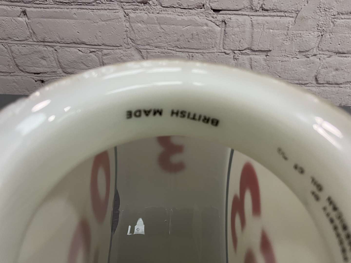 <p>Esso Glass Petrol Globe (Damaged)</p>