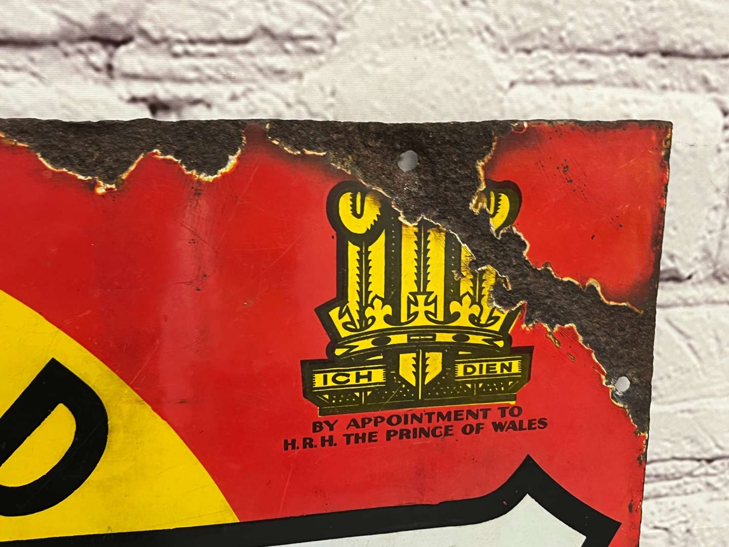 <p>Castrol Wakefield Motor Oil Enamel Sign</p>