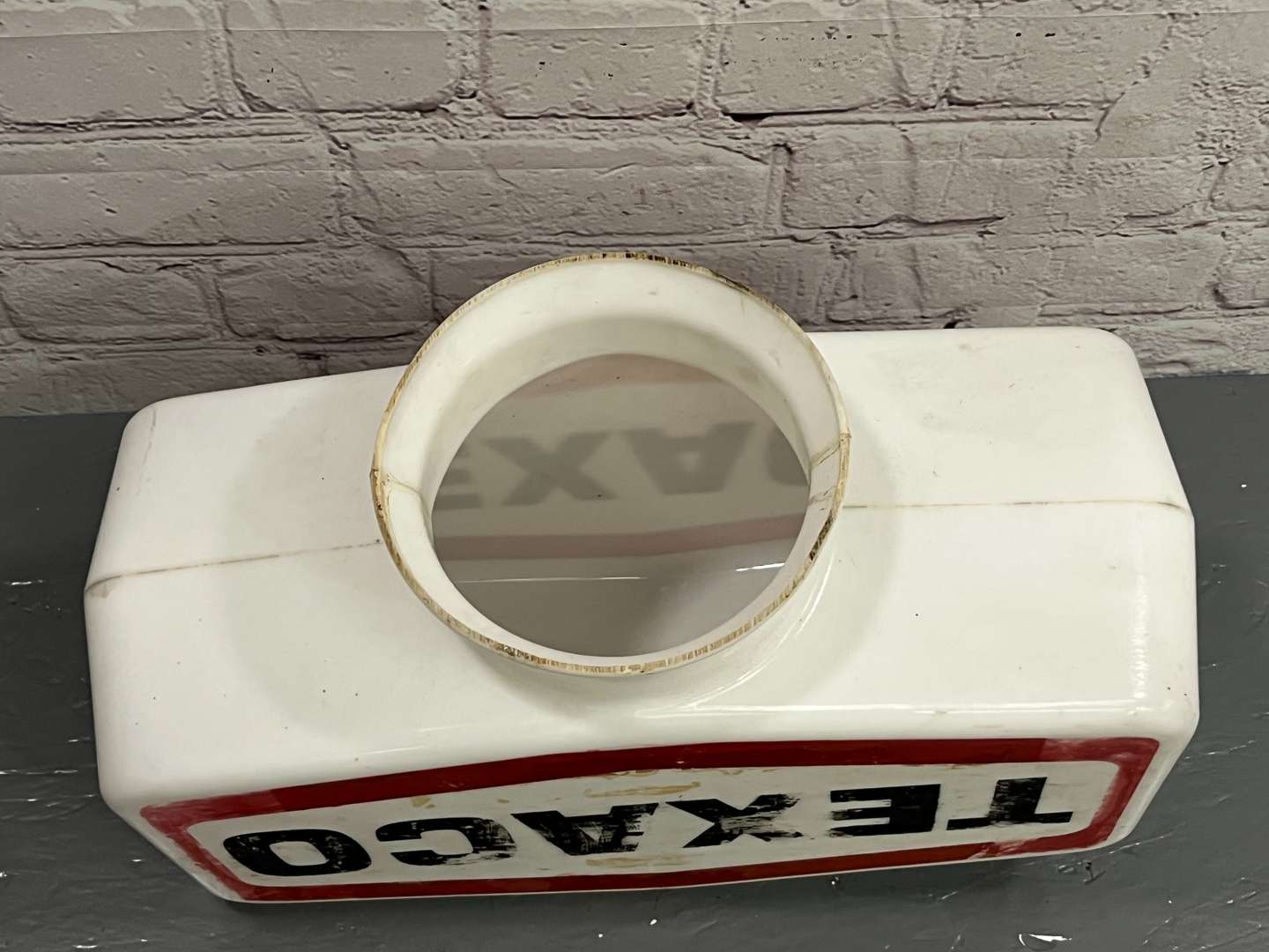 <p>Texaco Original Plastic Petrol Globe&nbsp;</p>