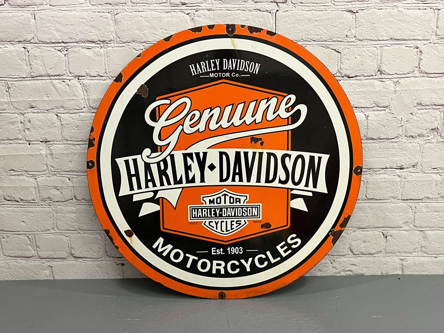 <p>Harley-Davidson Motorcycle's Circular Enamel Sign&nbsp;</p>