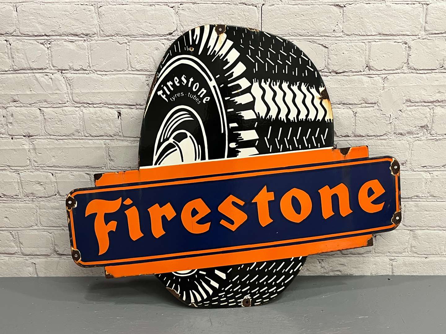 <p>Firestone Tyres Enamel Sign&nbsp;</p>