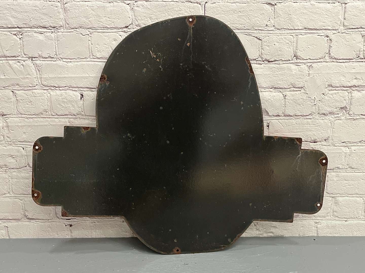 <p>Firestone Tyres Enamel Sign&nbsp;</p>