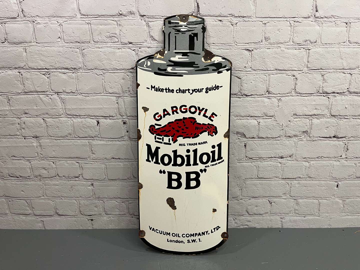 <p>Gargoyle “Mobiloil BB” Canister Enamel Sign&nbsp;</p>