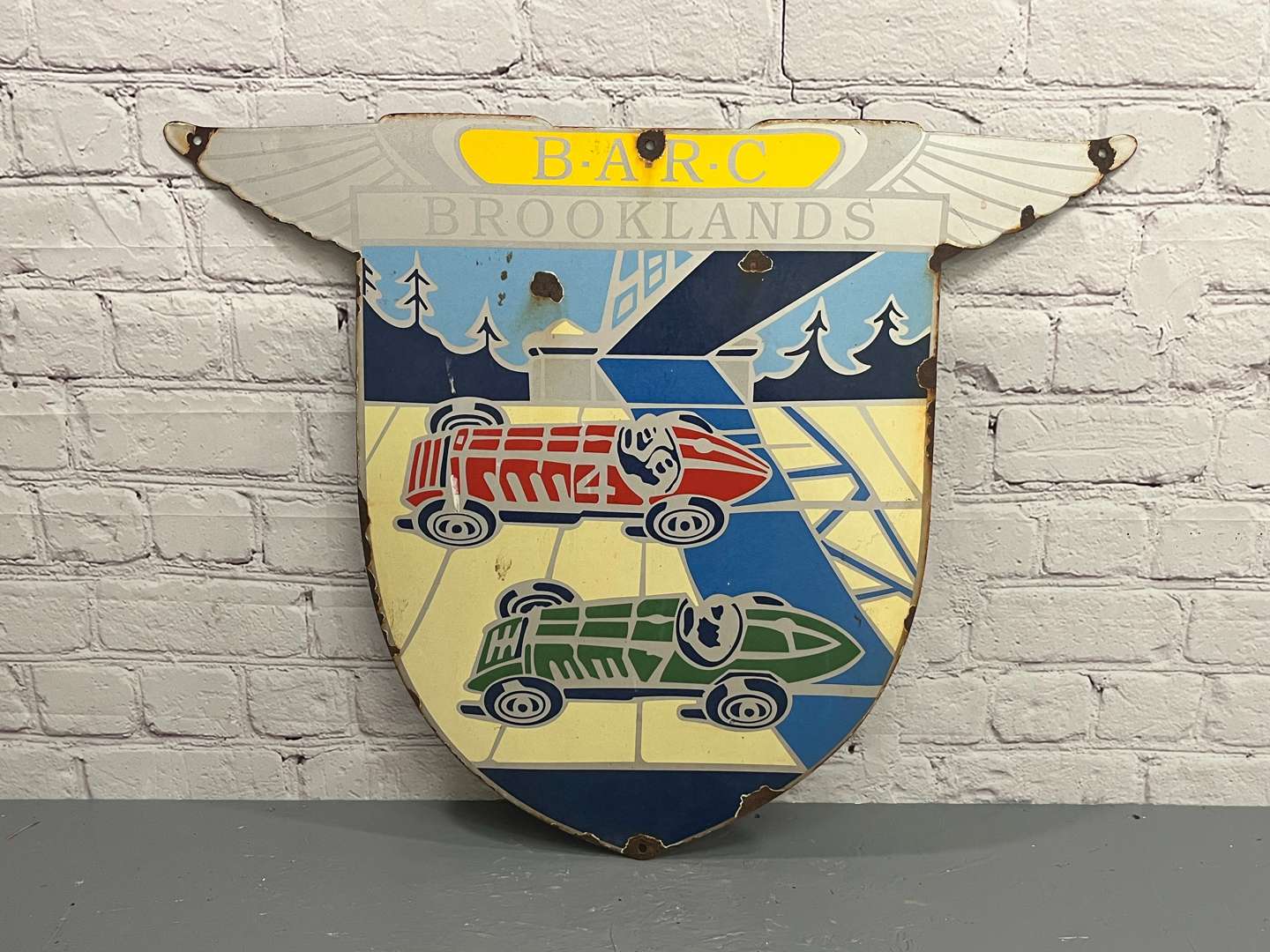 <p>B.A.R.C Brooklands Enamel Emblem Sign</p>