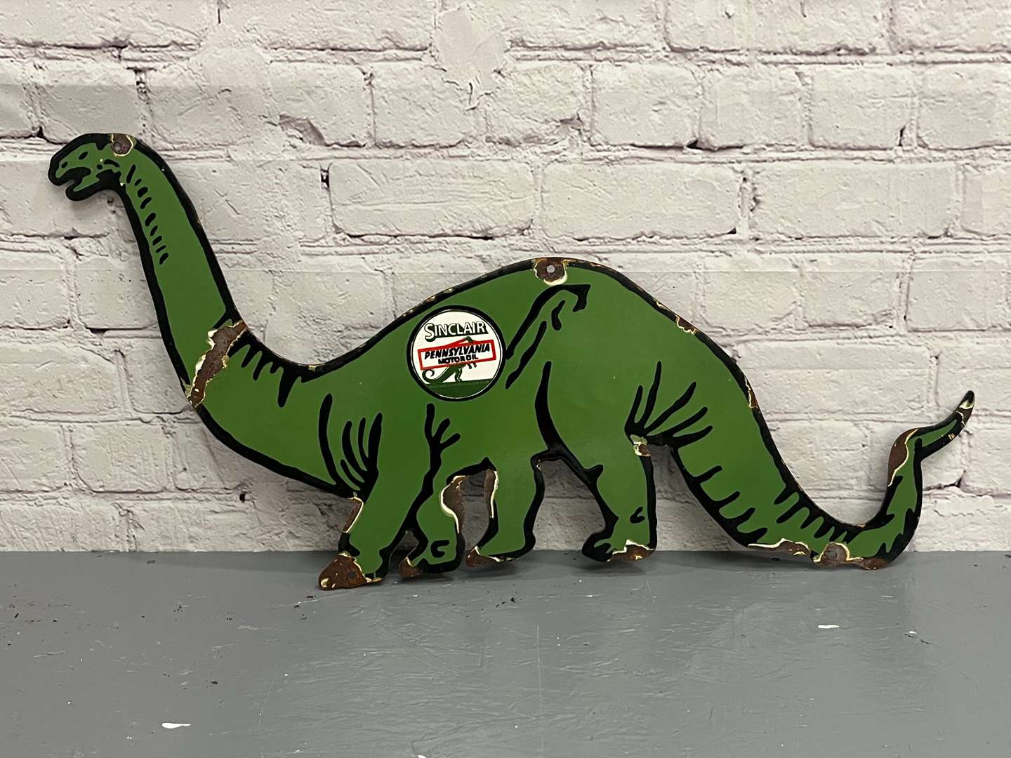<p>Sinclair Dinosaur Enamel Sign</p>