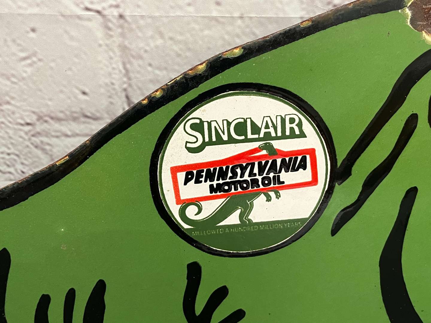 <p>Sinclair Dinosaur Enamel Sign</p>