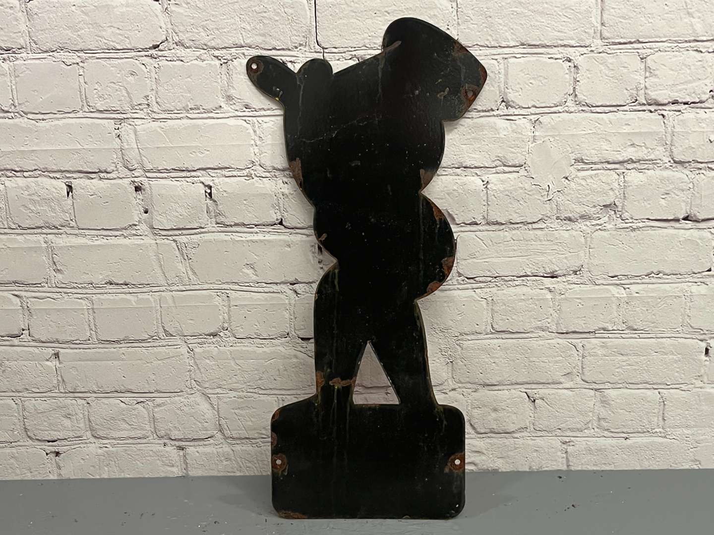 <p>Esso Mrs Drip Enamel Sign</p>