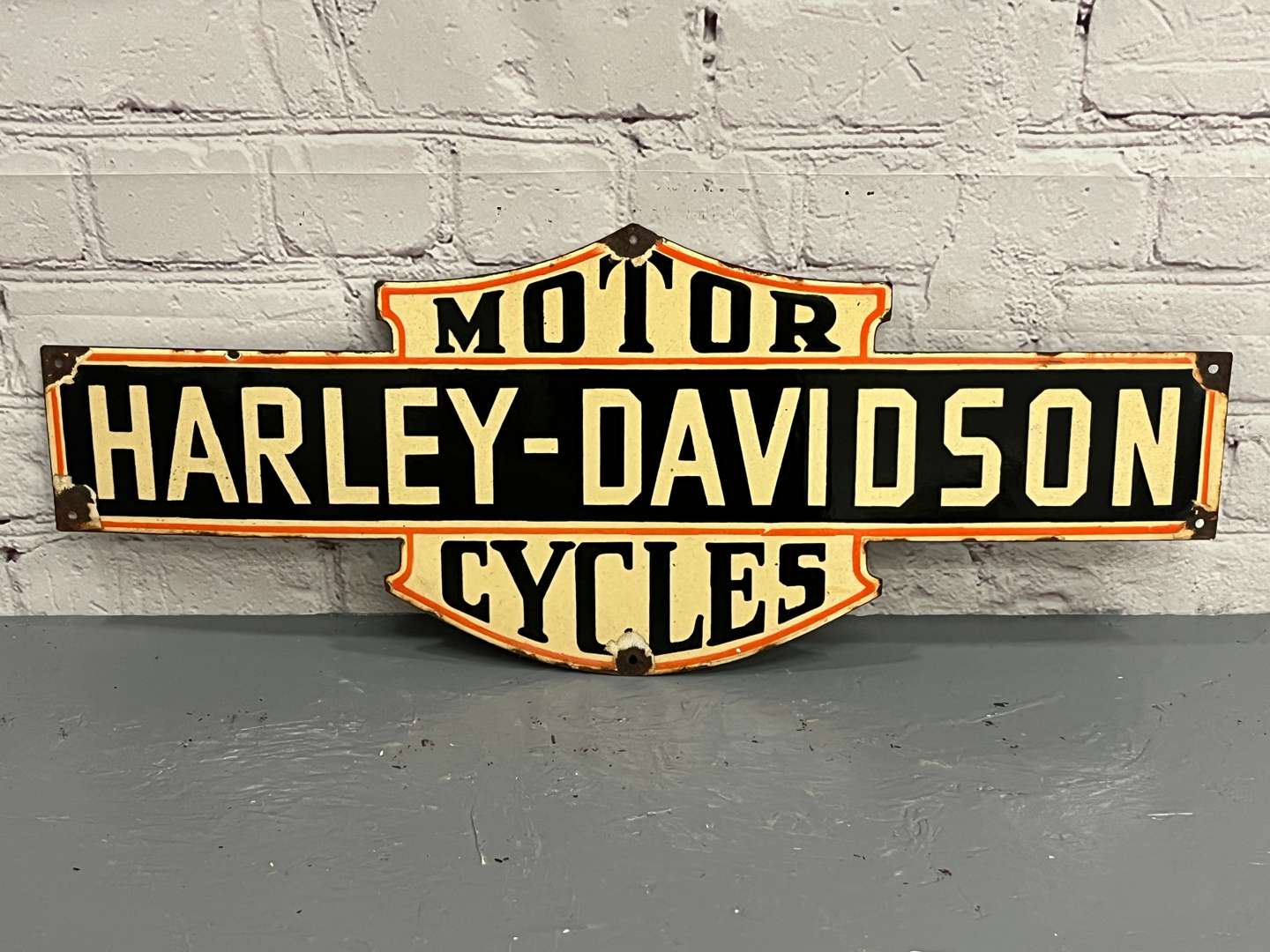 <p>Harley-Davidson Motorcycles Enamel Sign</p>