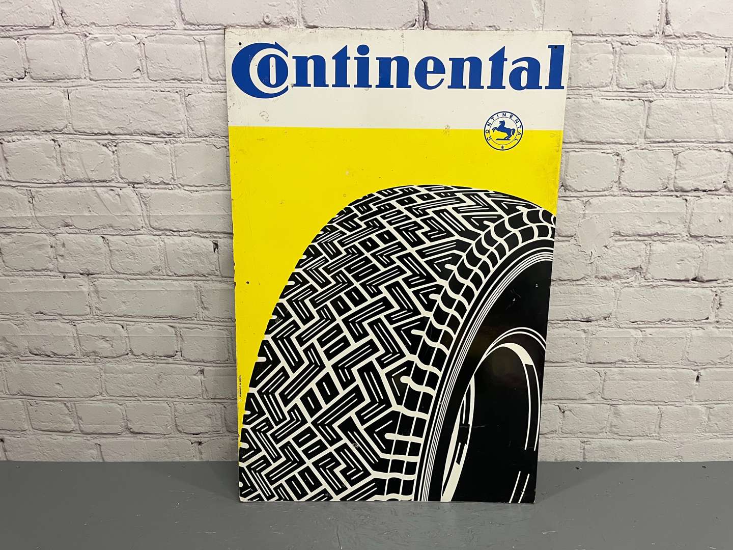 <p>Continental Tyres Sign On Board</p>