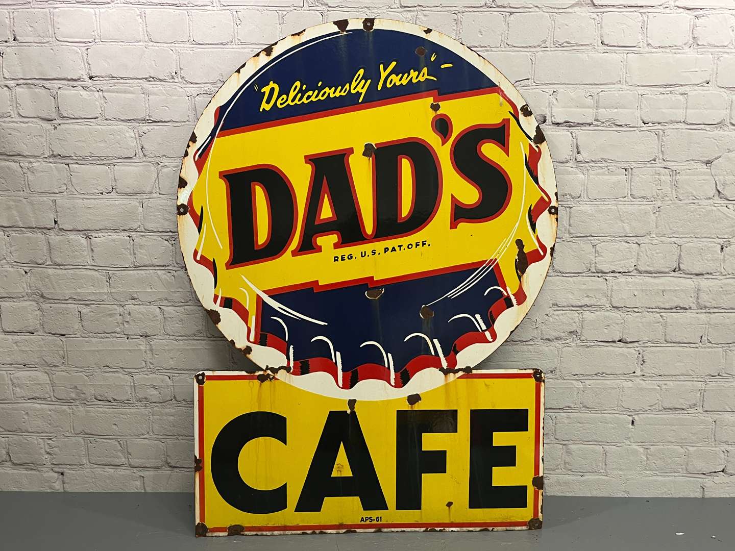 <p>Dads Cafe Large Enamel Sign</p>