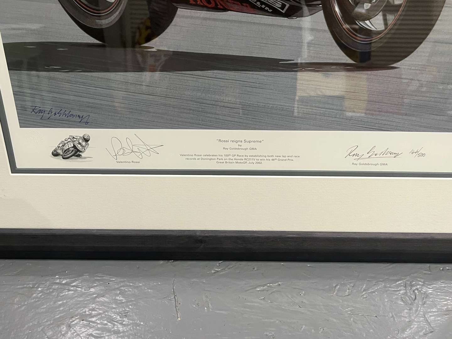 <p>Rossi Reigns Supreme, By Ray Goldsbrough 144/500 Limited Edition Print &nbsp;Signed By Rossi</p>