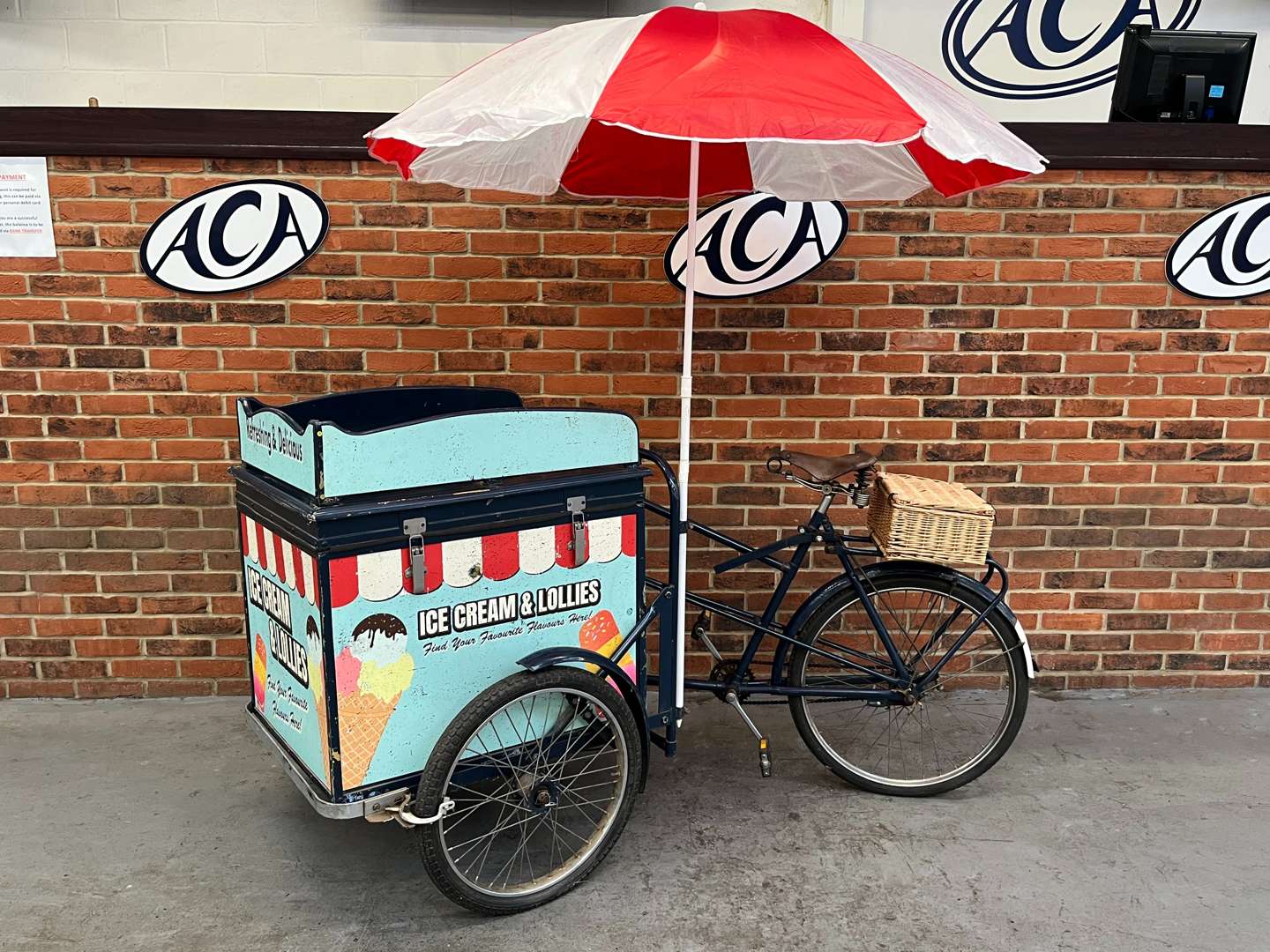 <p>Vintage Ice-cream Bicycle 1960's&nbsp;</p>