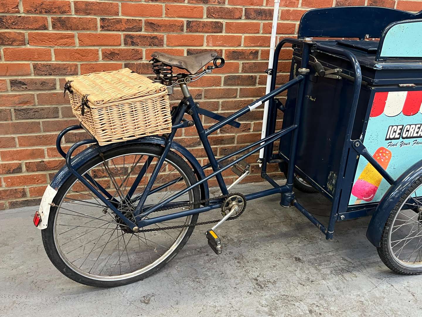<p>Vintage Ice-cream Bicycle 1960's&nbsp;</p>