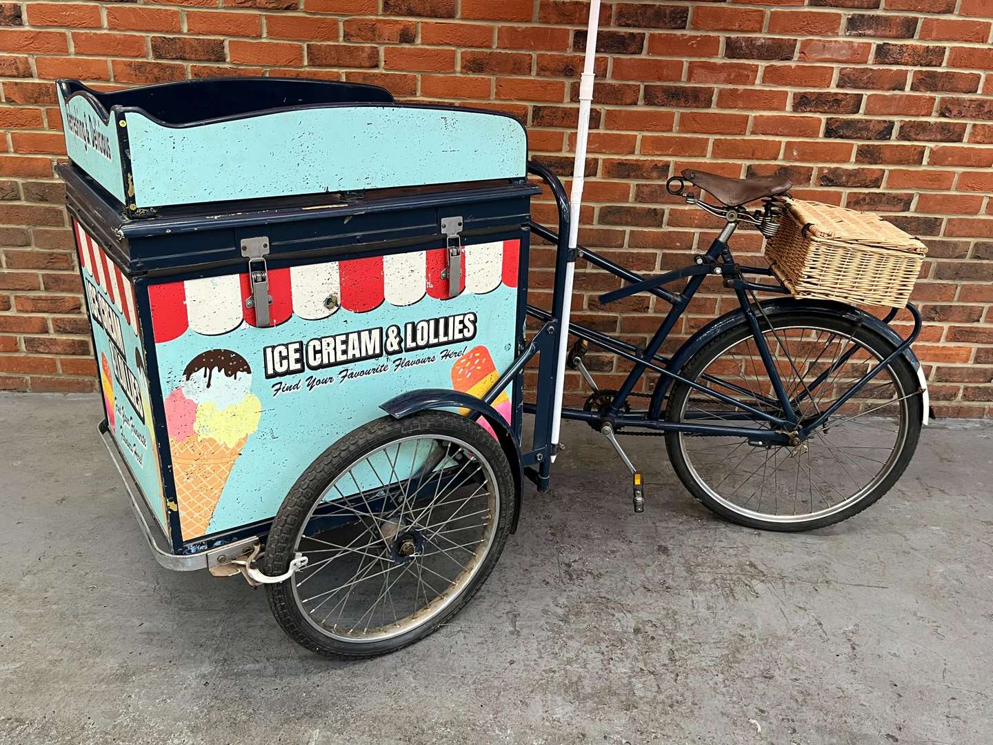 <p>Vintage Ice-cream Bicycle 1960's&nbsp;</p>