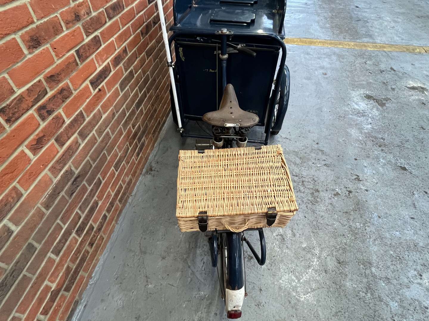 <p>Vintage Ice-cream Bicycle 1960's&nbsp;</p>