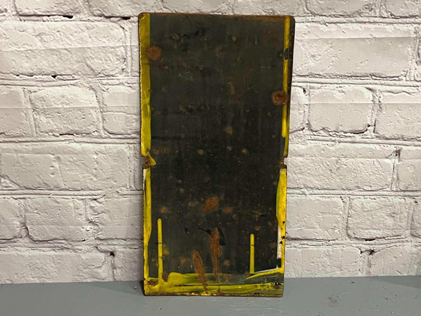 <p>Black Cat Cigarettes Enamel Sign</p>