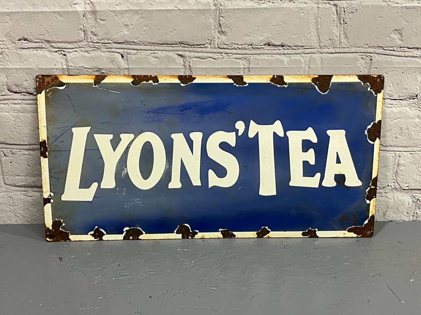 <p>Lyons Tea Enamel Sign</p>