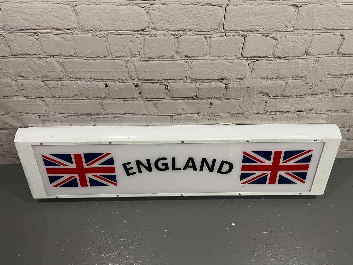 <p>England Illuminated Sign&nbsp;</p>