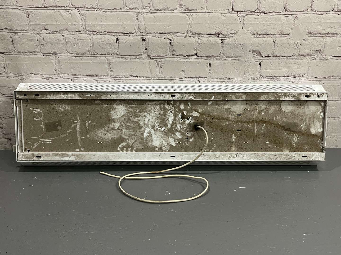 <p>Porsche Illuminated Sign&nbsp;</p>