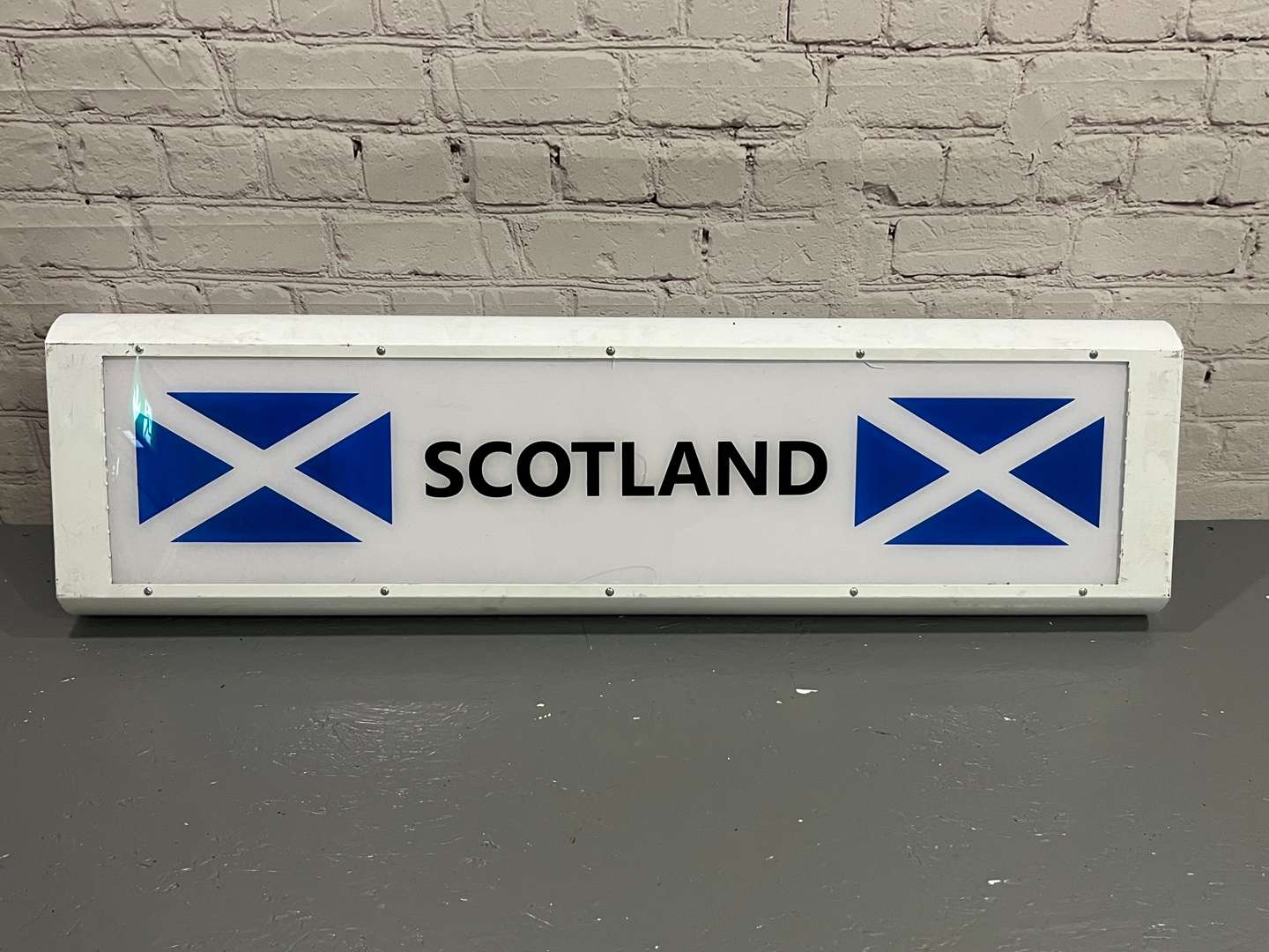 <p>Scotland Illuminated Sign&nbsp;</p>