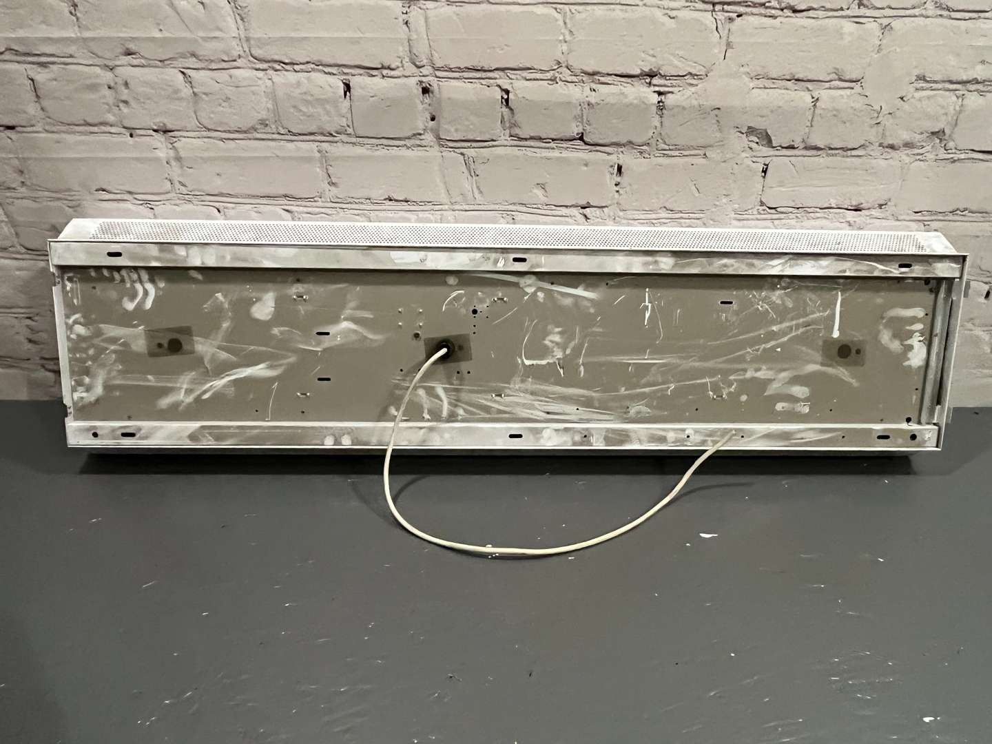 <p>Land Rover Series 1 Illuminated Sign&nbsp;&nbsp;</p>