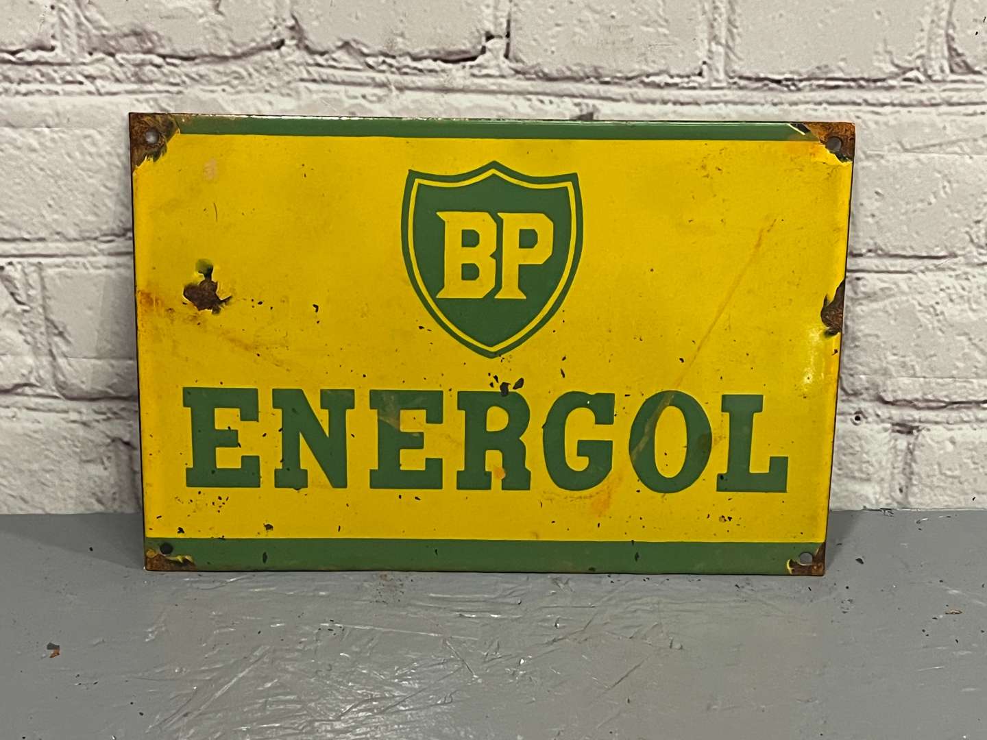 <p>BP Energol Enamel Sign</p>