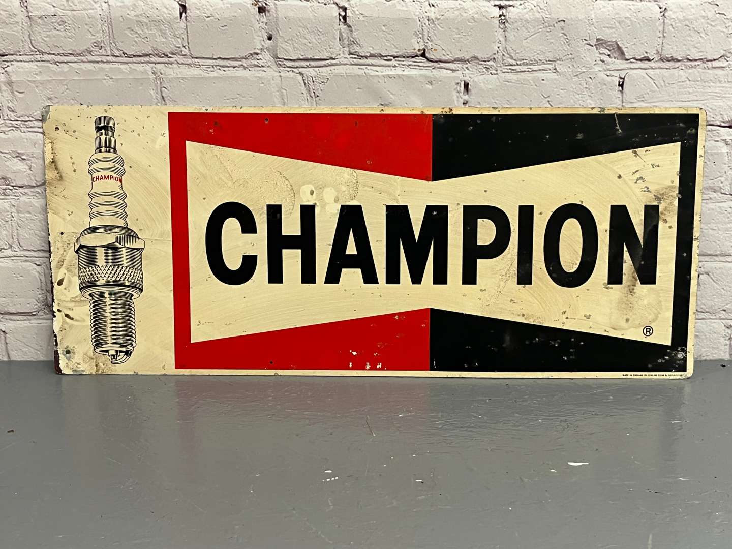 <p>Champion Spark Plug Large Aluminium Sign</p>