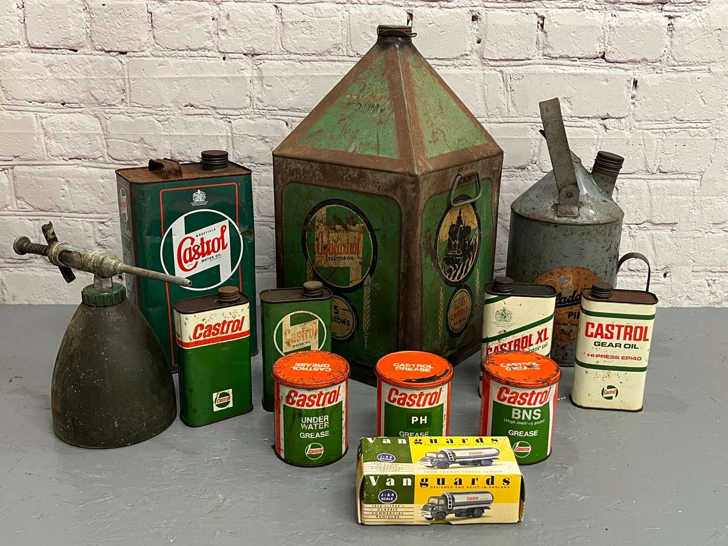 <p>Quantity of Castrol Oil Cans Etc</p>