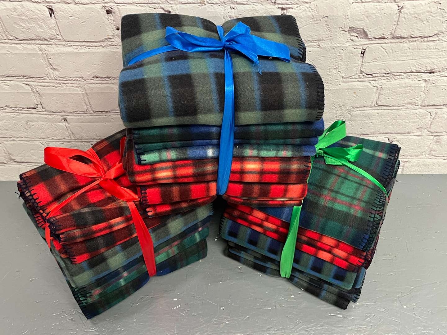 <p>Lot of New Picnic Blankets&nbsp;</p>