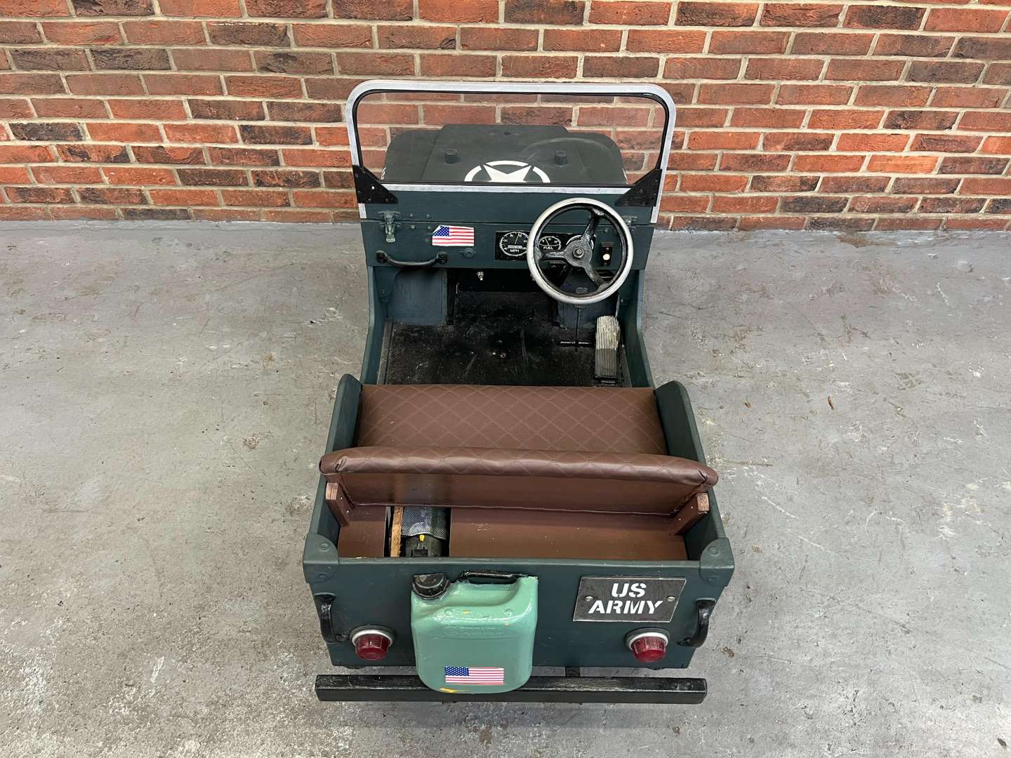 <p>Toylander 12V Willys Childs Jeep</p>