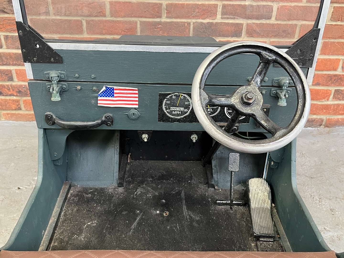 <p>Toylander 12V Willys Childs Jeep</p>