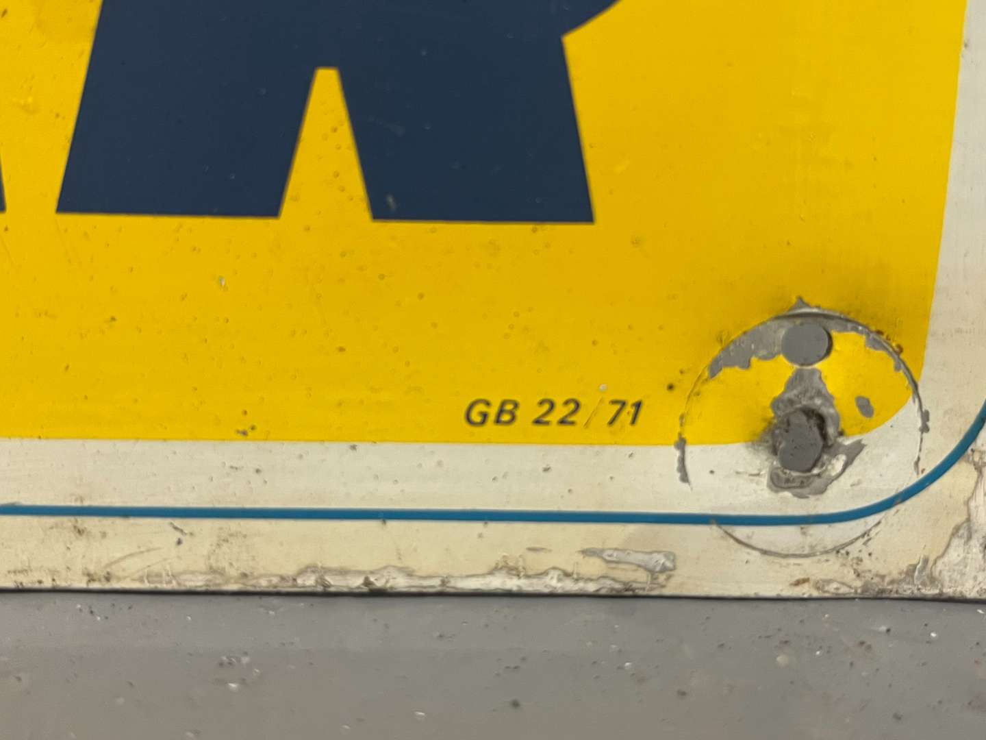 <p>Goodyear “Know The Tyre Laws” Tin Sign</p>