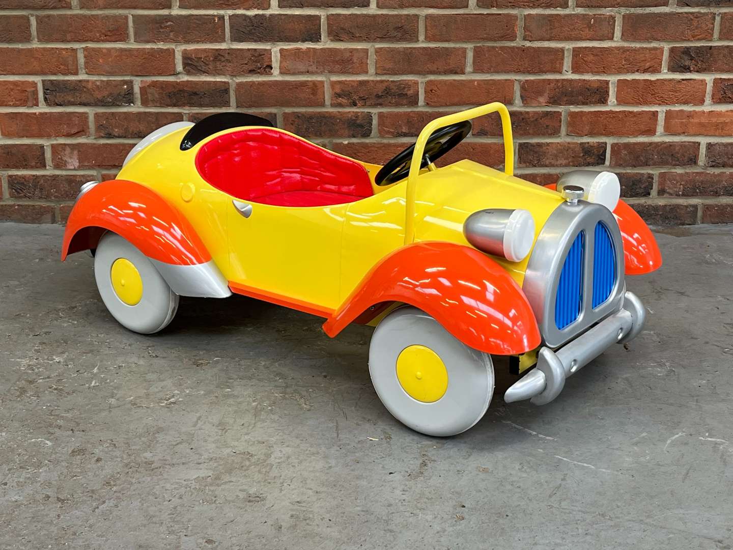 <p>Noddy Tin Plate Childs Pedal Car</p>