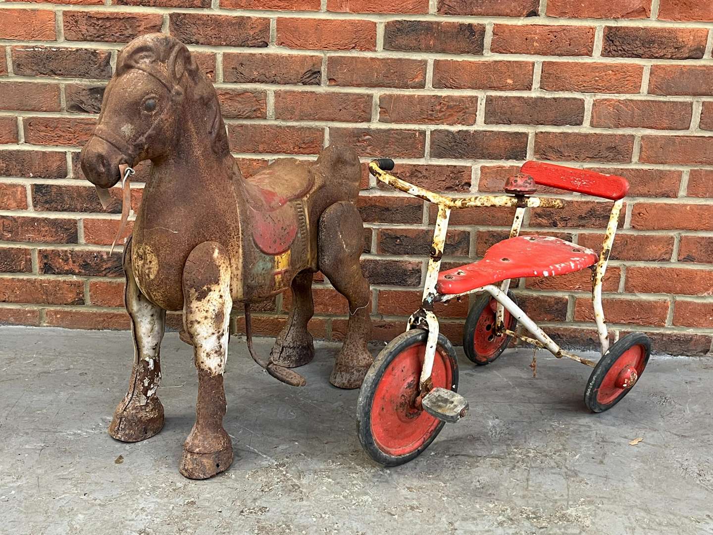 <p>Tin Plate Childs Trike and Horse (For Restoration)</p>