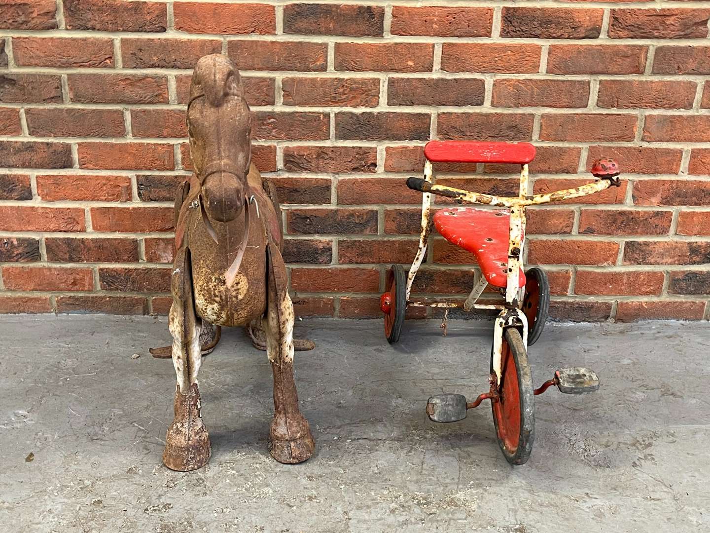 <p>Tin Plate Childs Trike and Horse (For Restoration)</p>