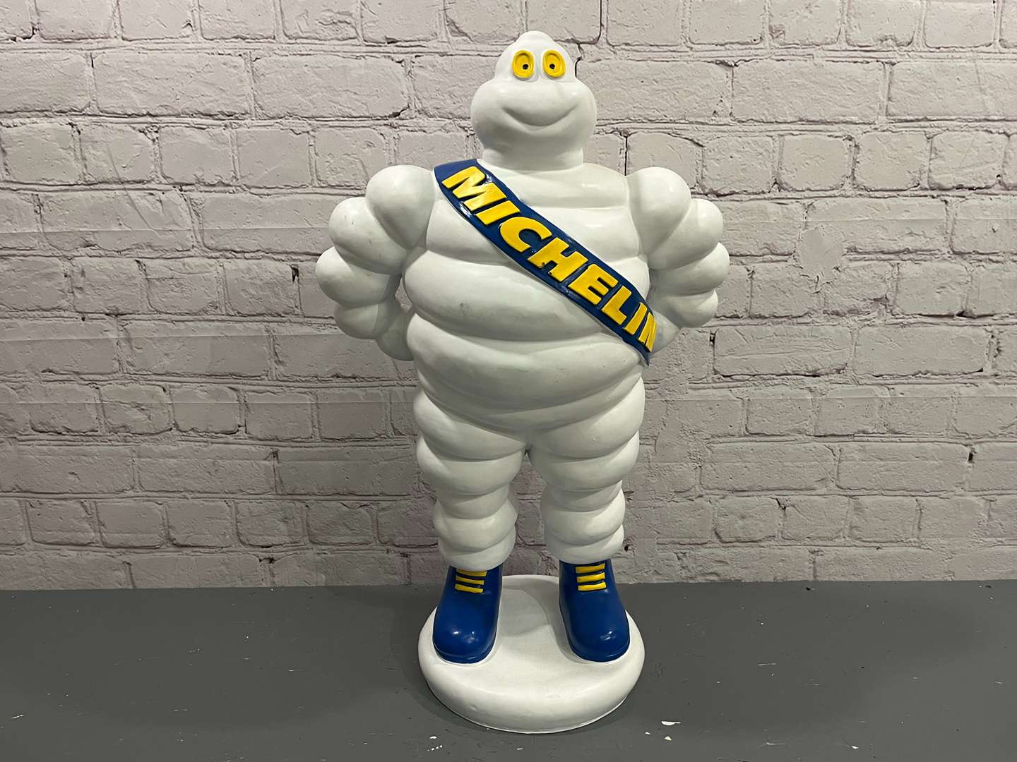 <p>Michelin Man Large Showroom Figure&nbsp;</p>