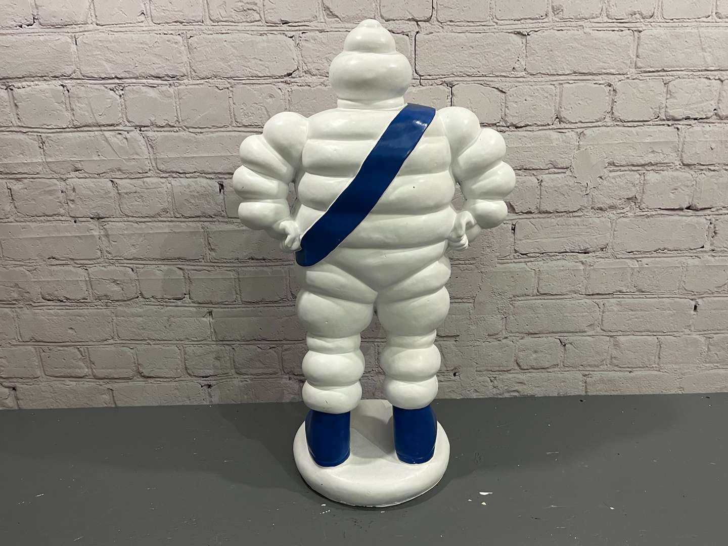 <p>Michelin Man Large Showroom Figure&nbsp;</p>