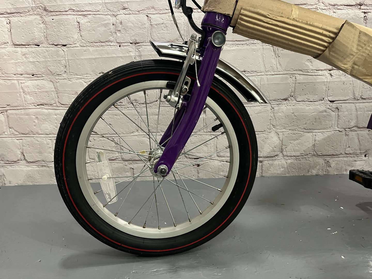 <p>Raleigh Chopper Mk III Unused Bicycle (Purple)&nbsp;</p>
