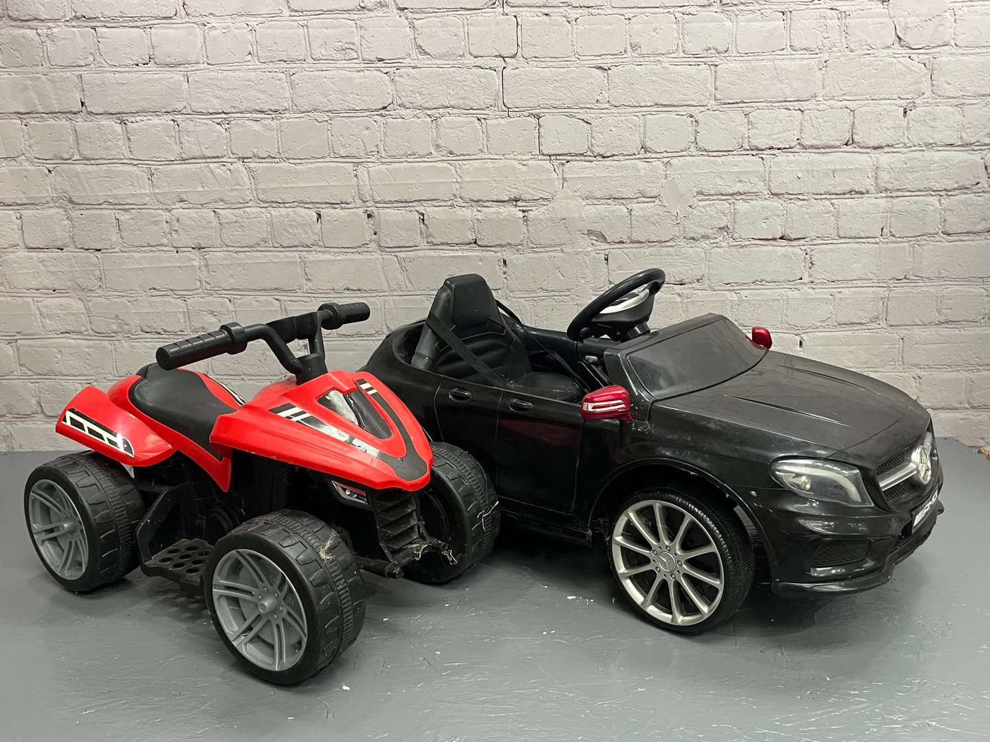 <p>Mercedes Battery Operated Childs Car and Battery Quad Bike (2)</p>