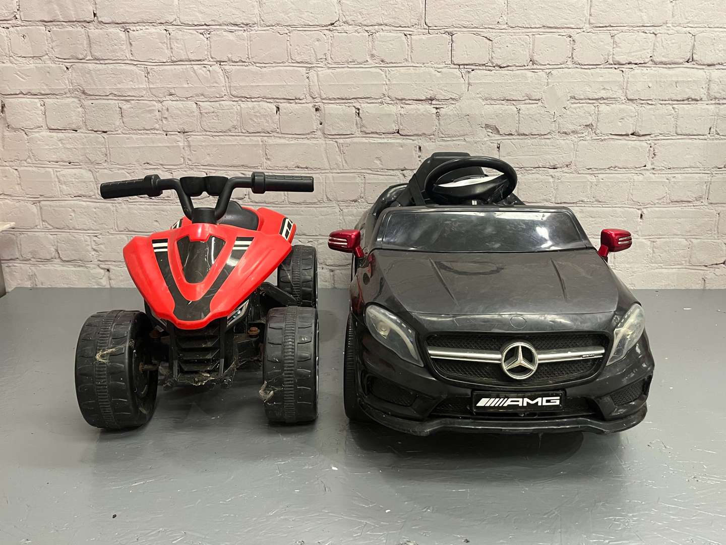 <p>Mercedes Battery Operated Childs Car and Battery Quad Bike (2)</p>