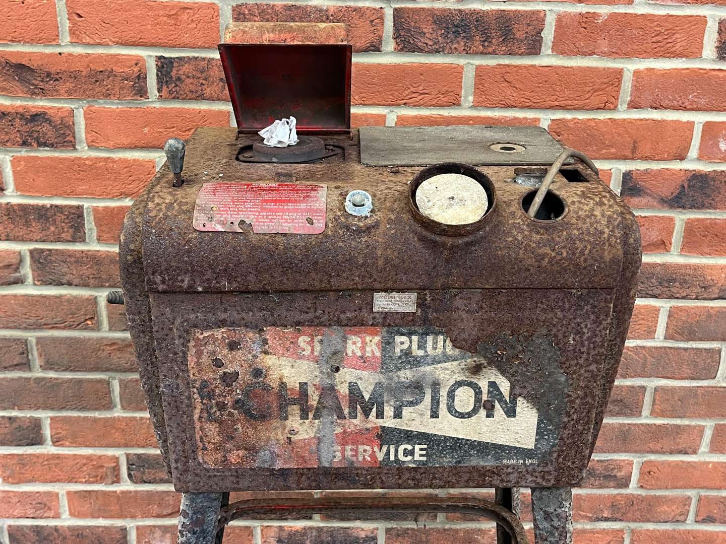 <p>Champion Spark Plug Tester</p>