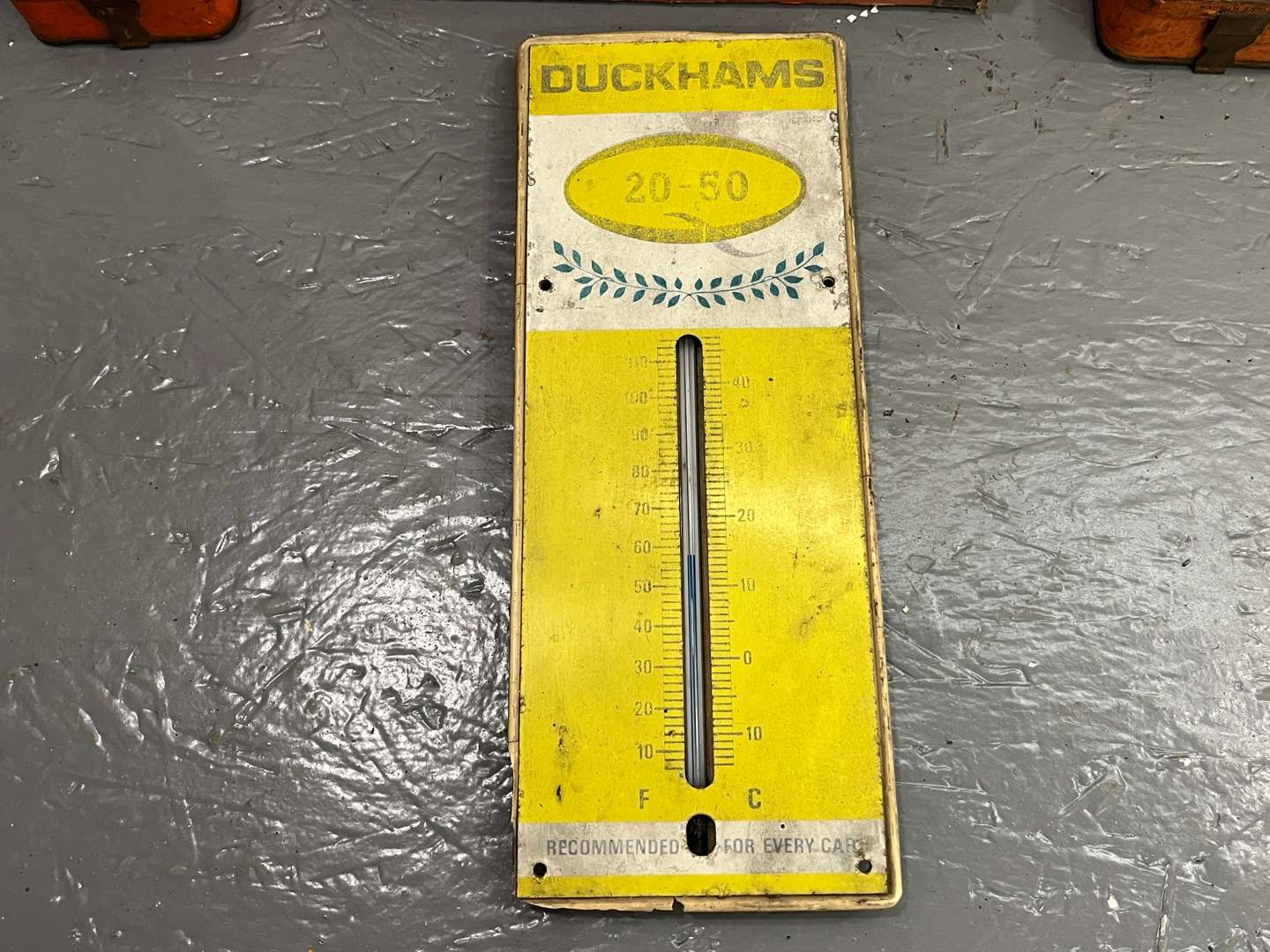 <p>Two Boxes of Vintage Oil Cans and Duckhams Thermometer&nbsp;</p>