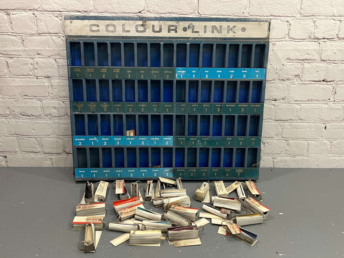 <p>Colour Link Plastic Car Colour Chart</p>