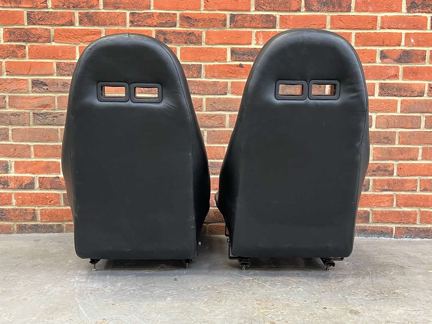 <p>Pair Ridgard Classic Rally Front Seats&nbsp;</p>