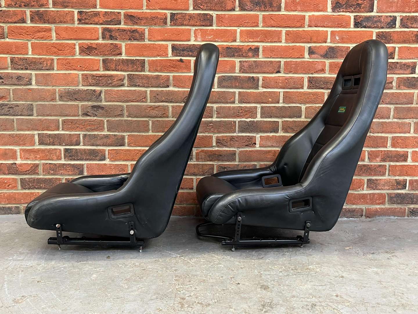 <p>Pair Ridgard Classic Rally Front Seats&nbsp;</p>