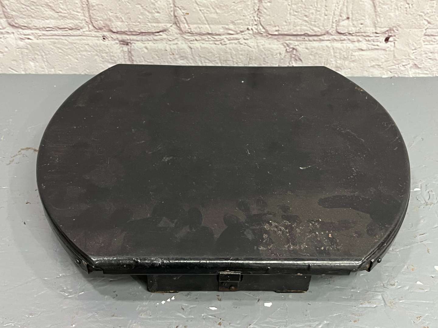 <p>Jaguar MkII Tool Kit</p>